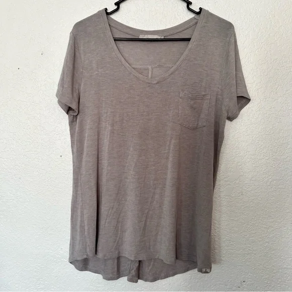 prAna Women's Foundation Short Sleeve V-Neck Tee M - Picture 2 of 4